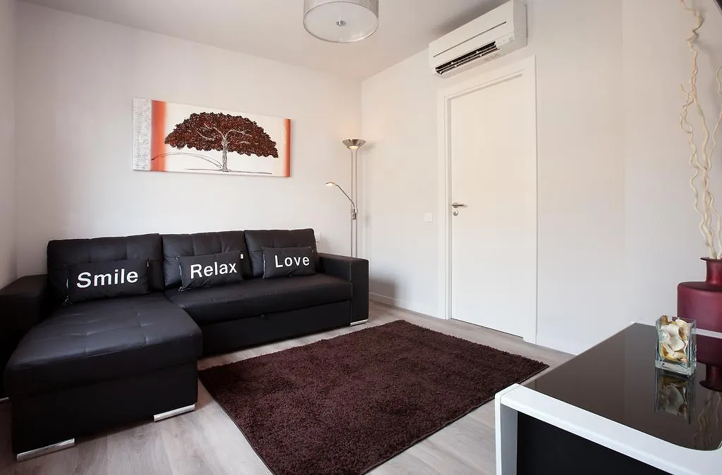 Apartamento Apbcn Eixample Center Barcelona